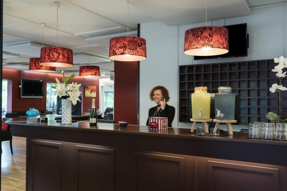 Sure By Western Aeroport Hotel 3*