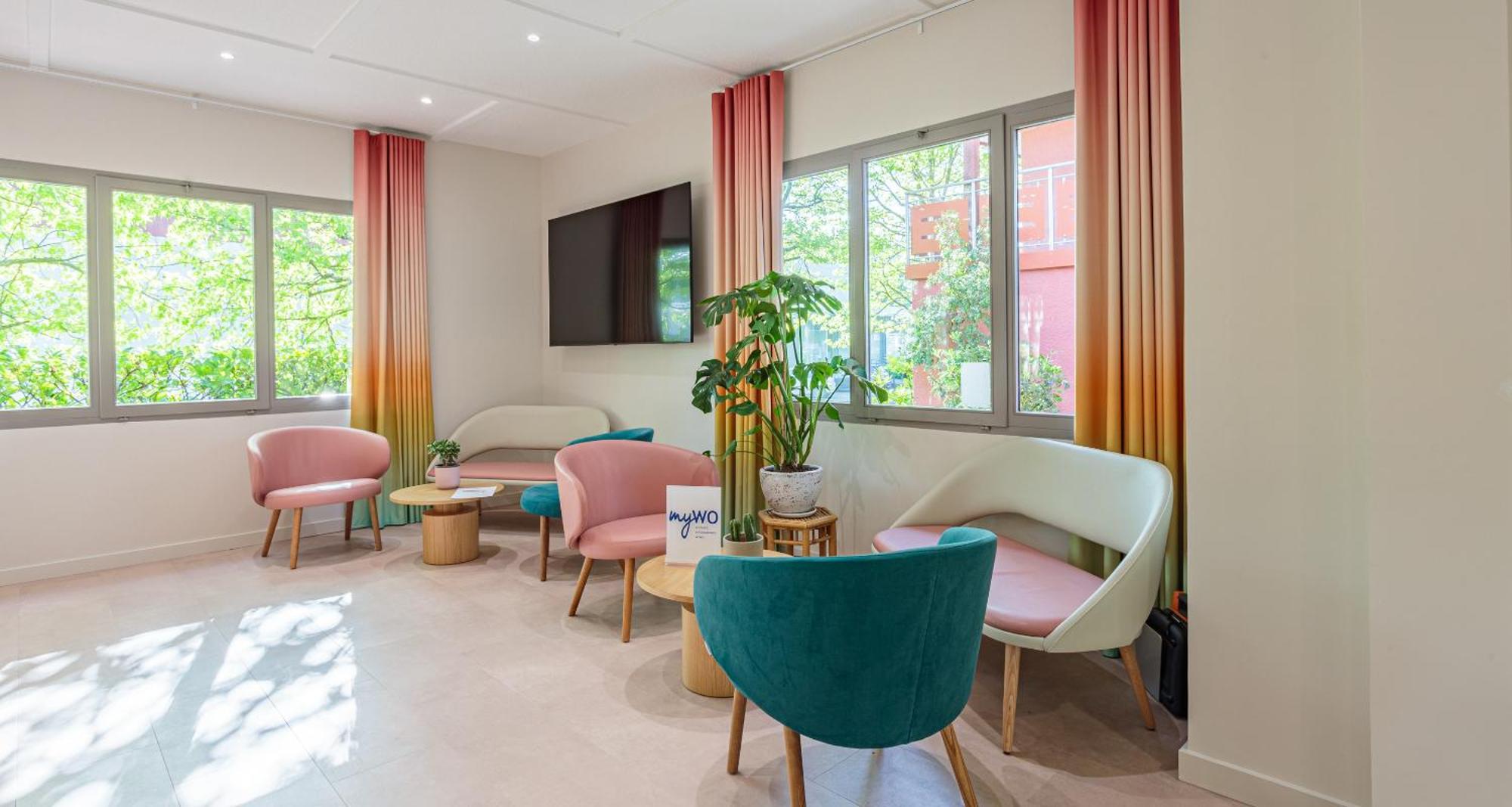 Sure By Western Aeroport 3*